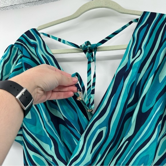 NEW Trina Turk Coastal Women's Planetary 2 Mini Dress Size Medium $328 - Picture 6 of 10